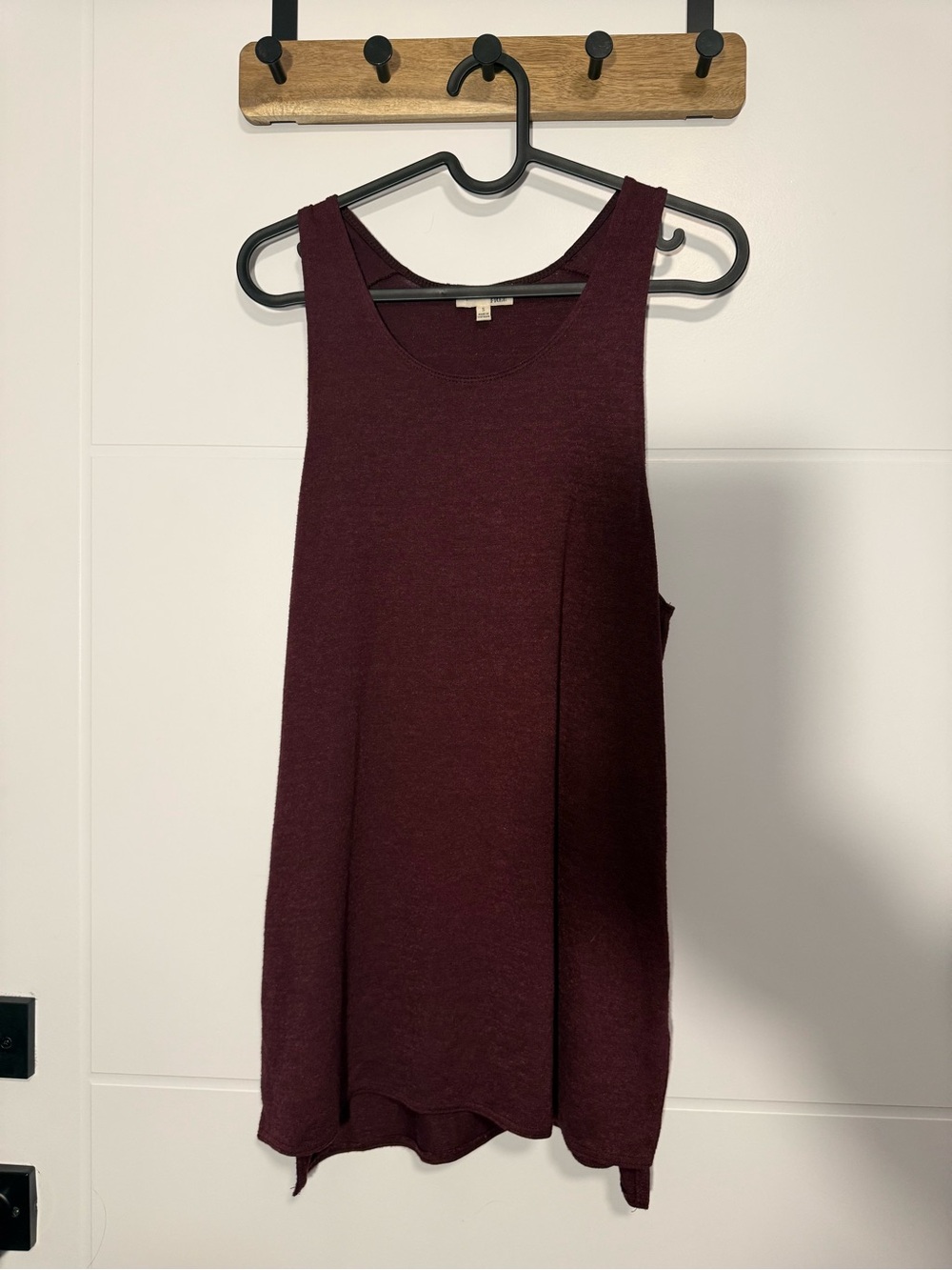 Wilfred Free Sleeveless Tank - Burgundy Wine - Picture 1 of 4